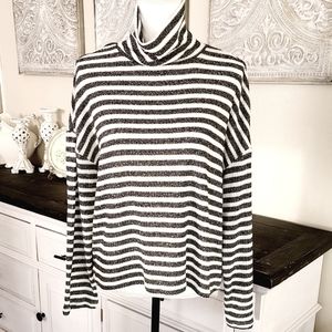 Sanctuary woman's Blouse size Medium